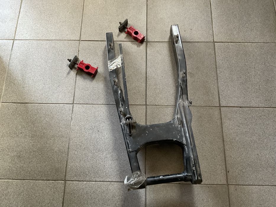 Honda cbr 1000 f -1987-92 р. Задня вилка