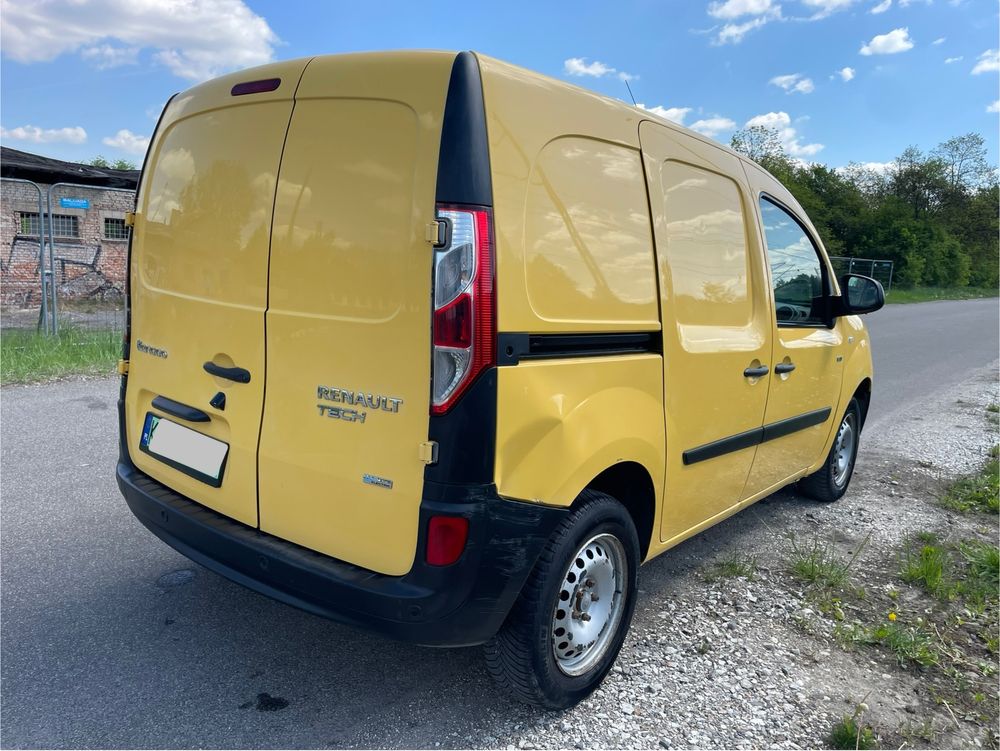 Renault kangoo 33 kWh 230 km zasiegu klima fv 23%