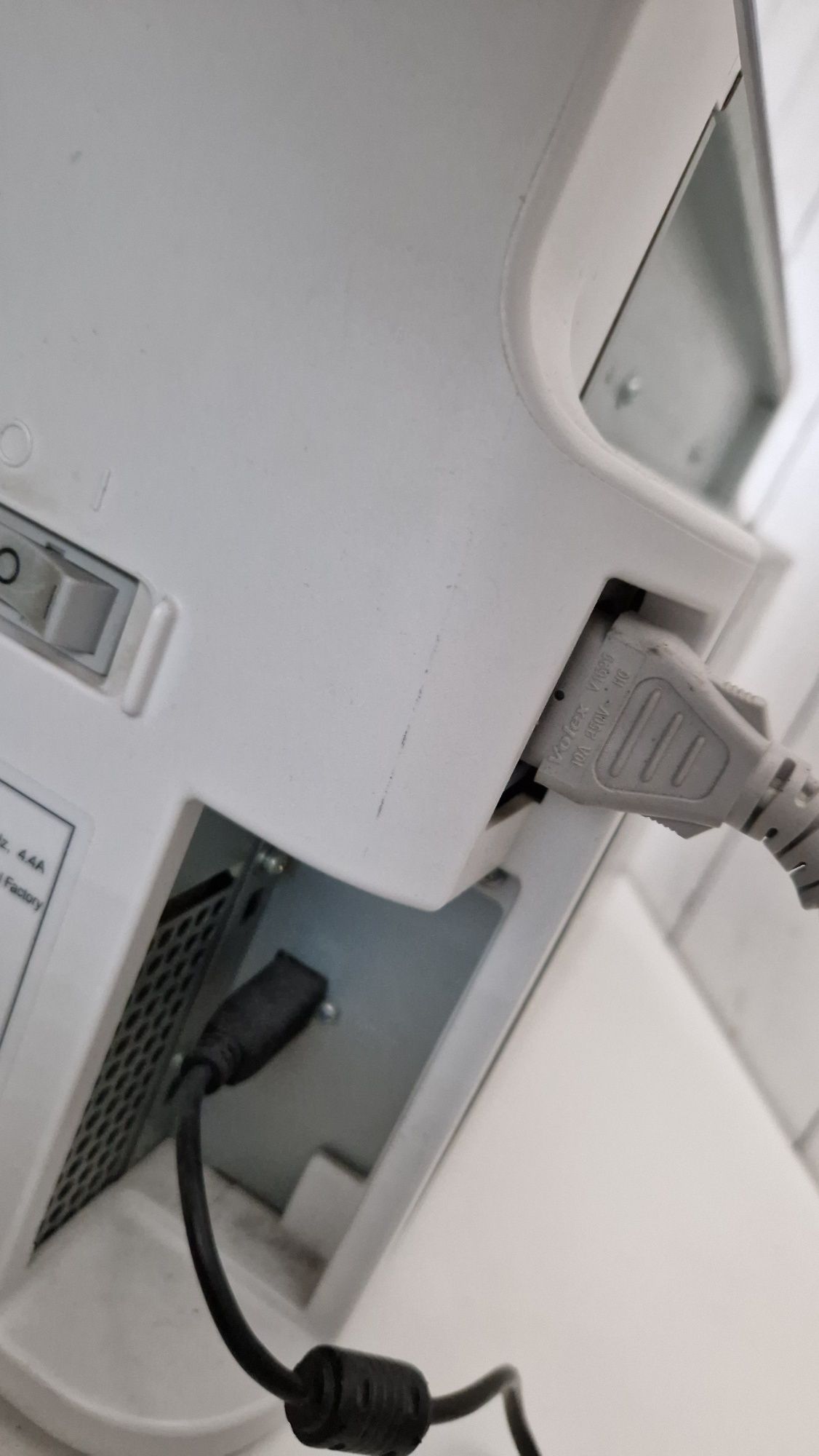 Принтер кольоровий OKI C110