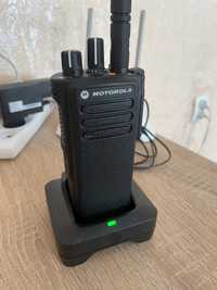 Mororola DP-4400 UHF