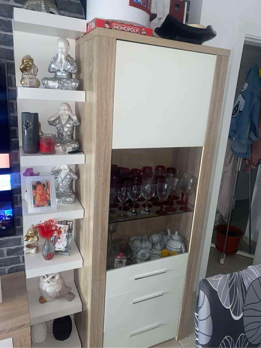 Movel de sala em bom estado