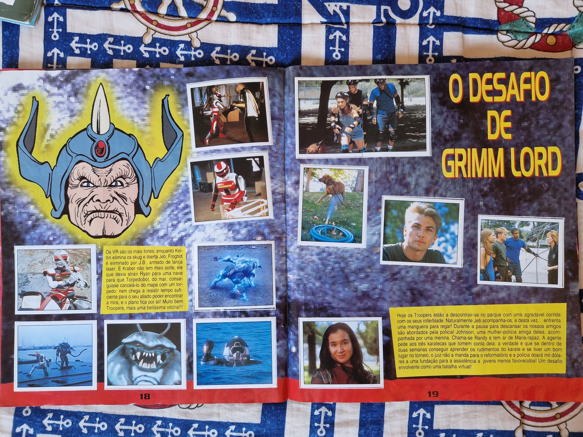 Diversas cadernetas e cromos