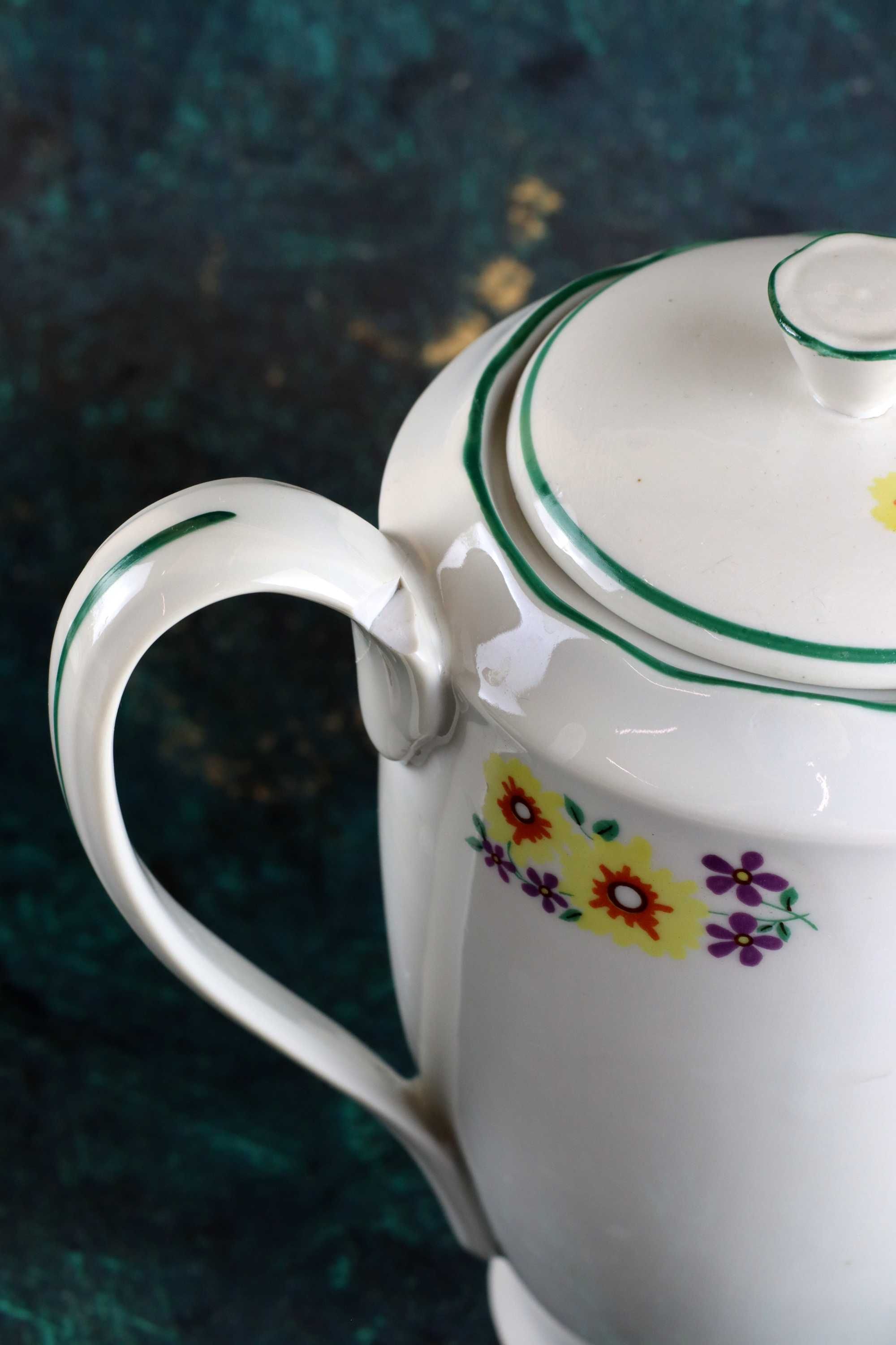 Serwis kawowy z kwiatową dekoracją porcelana Ćmielów vintage prl stara