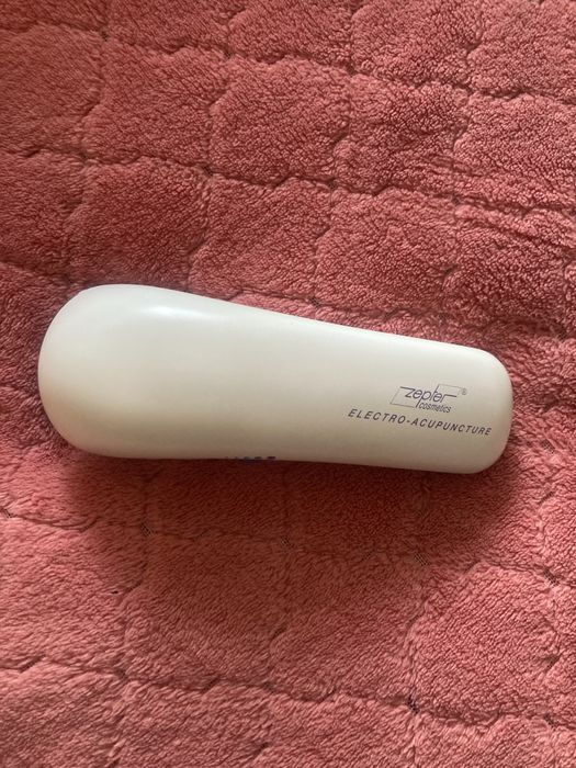Акупунтурний пристирій zepter