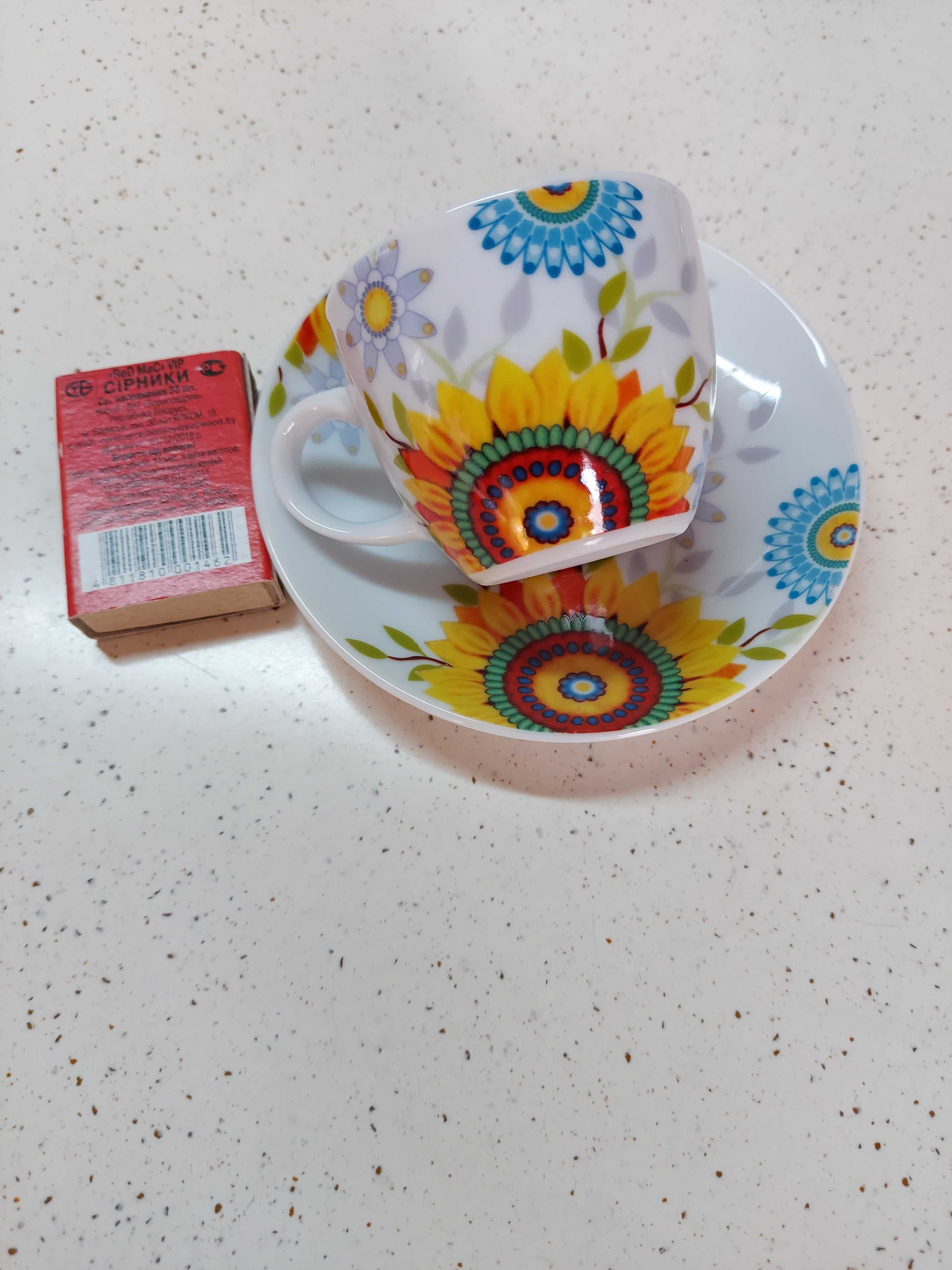 Продам заварочный чайник с чашками