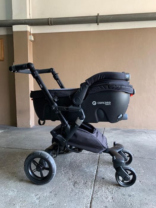 Carrinho de bebe marca concord , usado.