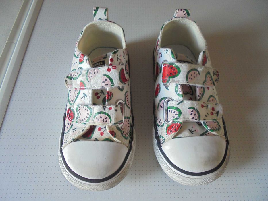 sapatilhas de menina da marca CONVERSE ALL STAR