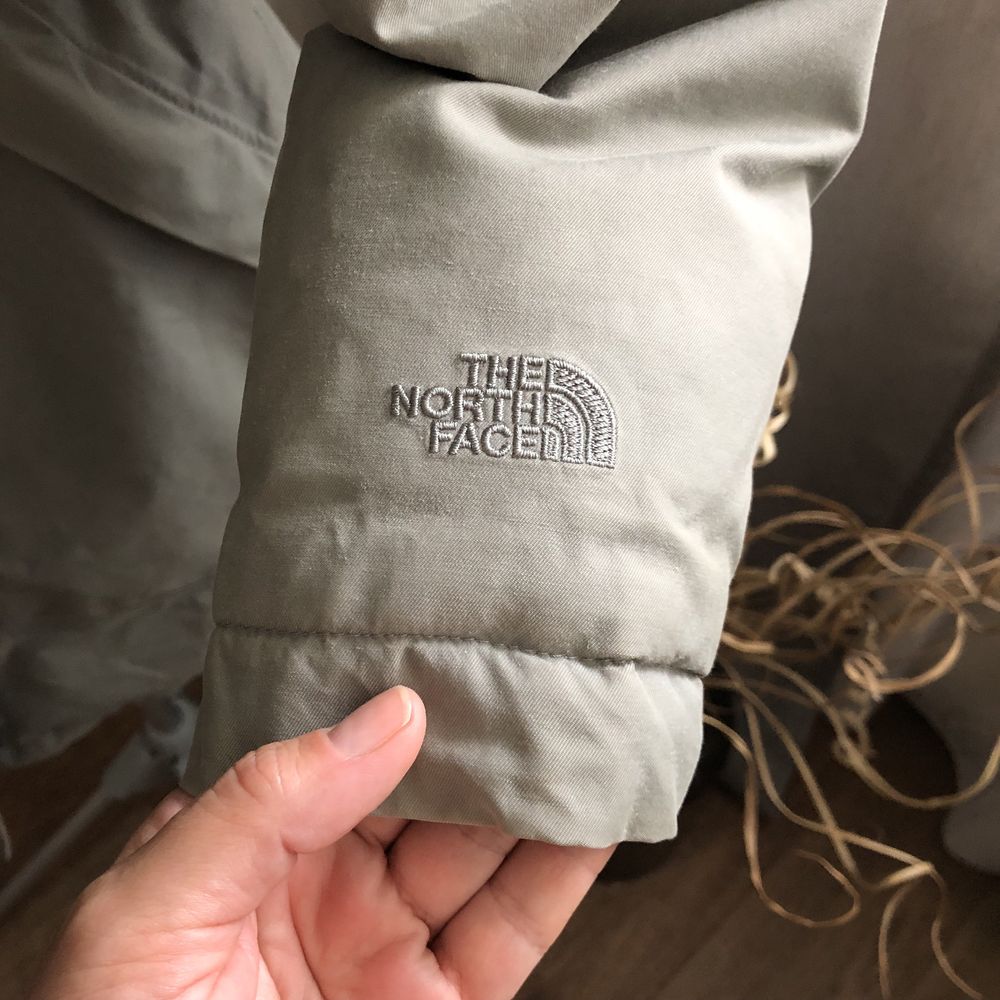 Пухова парка THE NORTH FACE р. М