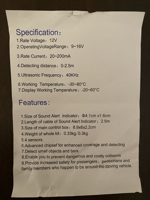 Czujnik parkowania w kolorze czerwonym