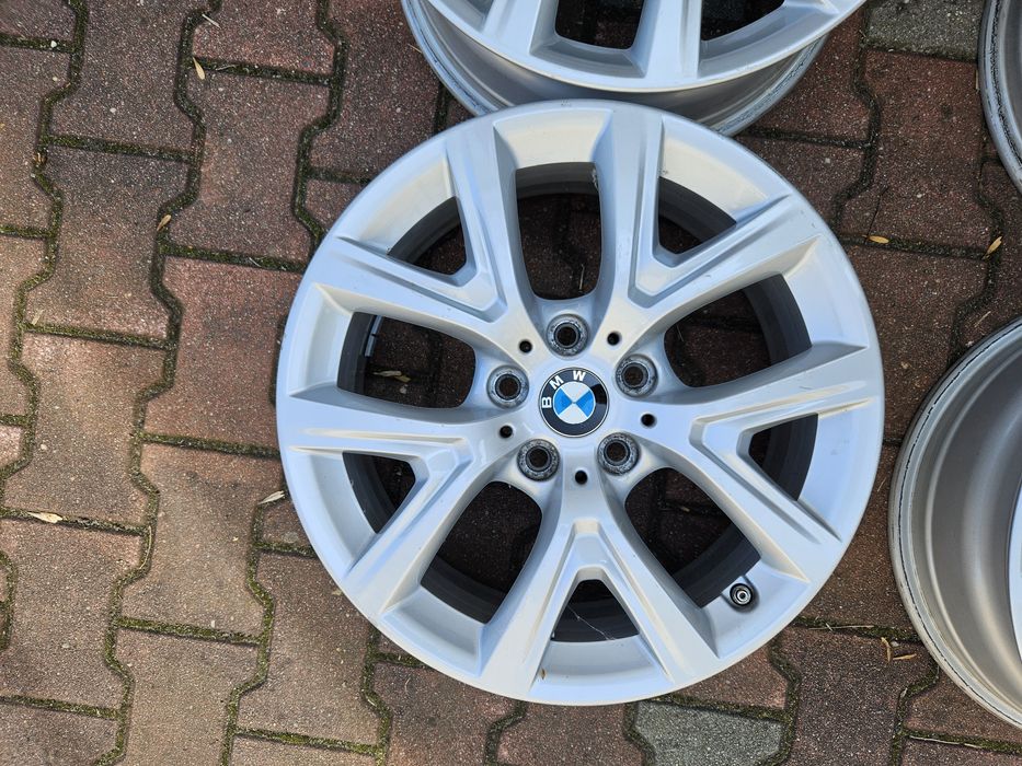 Oryginalne Felgi Aluminiowe 17" Bmw X2 X1 5x112 ET39 + czujniki ciśnie