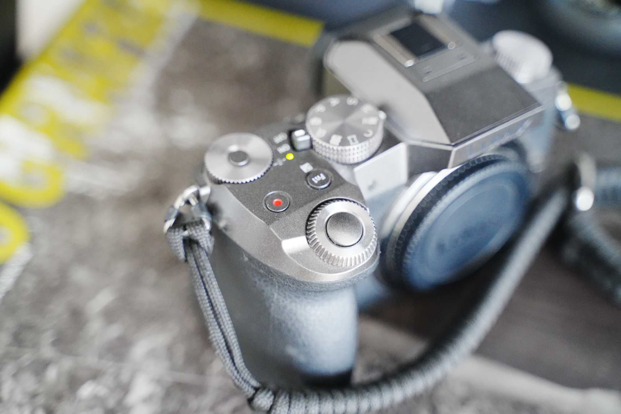 Panasonic Lumix DMC-G7 - najtańszy aparat z 4K30fps 100Mbps!