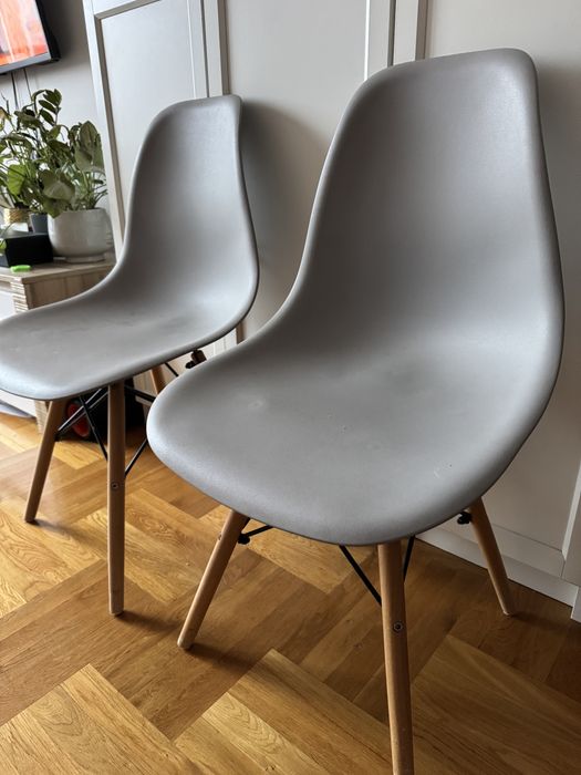 Zestaw krzeseł salon/kuchnia cena za 2szt.