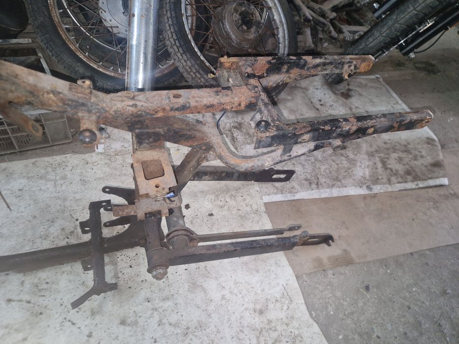 Rama wsk 175 kobuz czwórka garbuska 78r. Oryginał