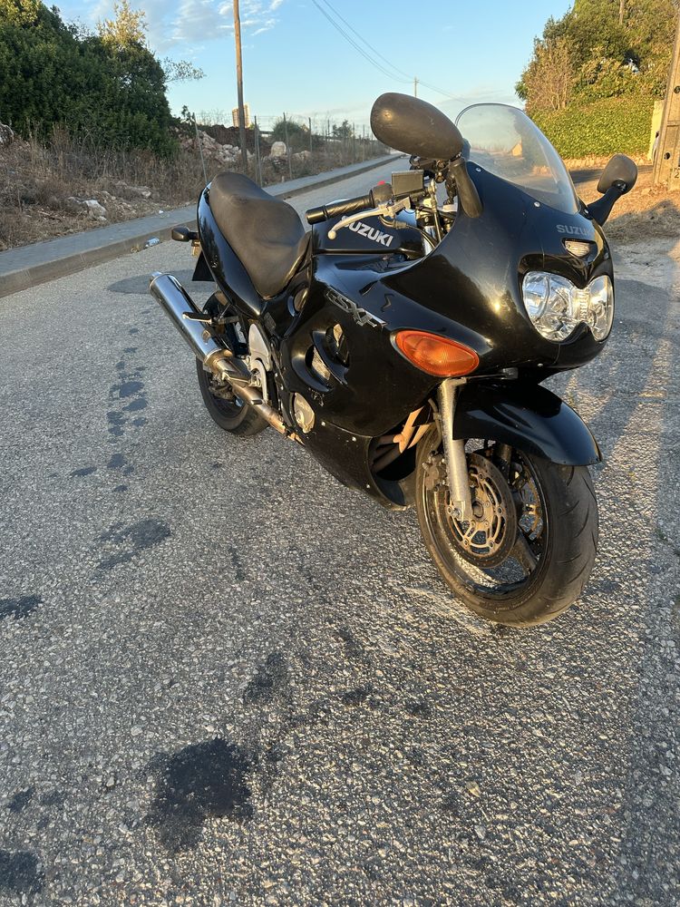 Suzuki gsx750f usada