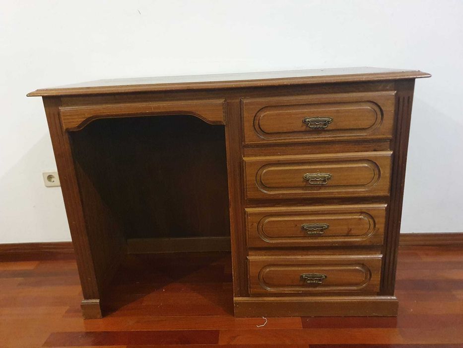 Secretária em madeira com 4 gavetas 110x55x78