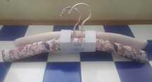 Conjunto de 2 Cabides Acetinados Primark (NOVOS!)