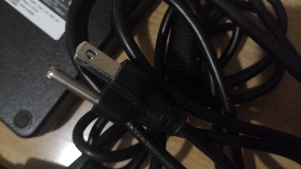 Блок питания, зарядное 19,5V 12,3A  7.4x5.0 Dell (Flextronics)