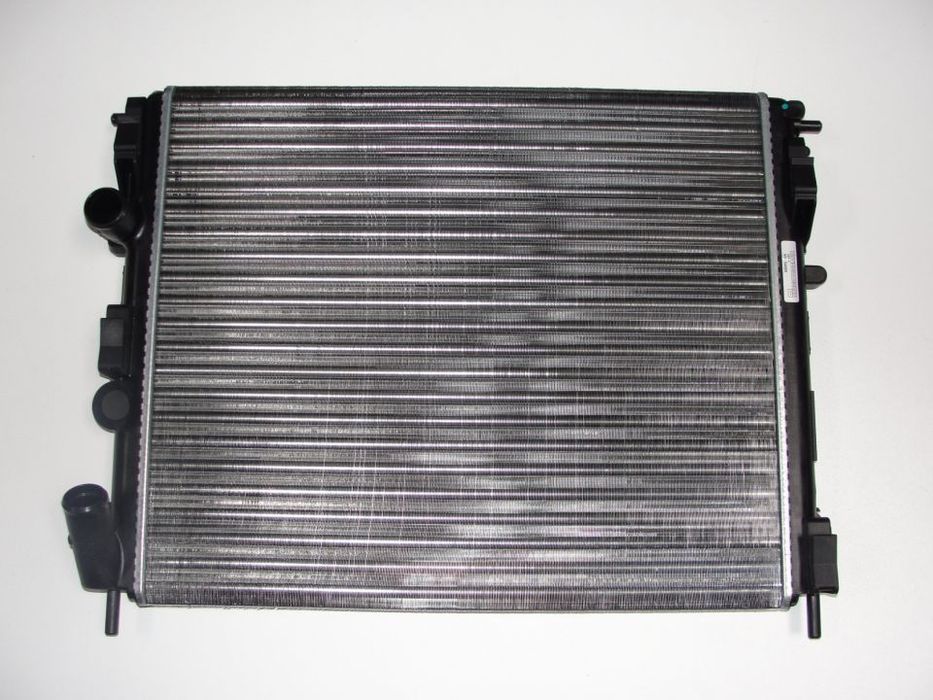CHŁODNICA WODY RENAULT CLIO II 98-04 1.4 1.6B 1.9D