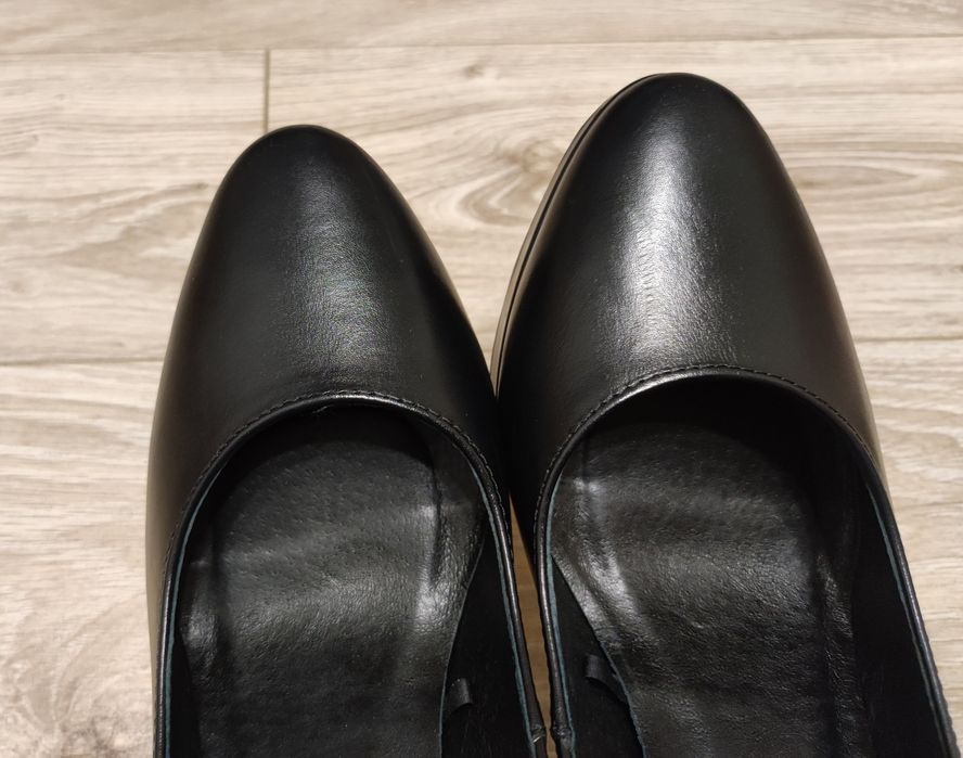 Ryłko czółenka szpilki czarne rozm. 38,5 ANETT | D8200_T