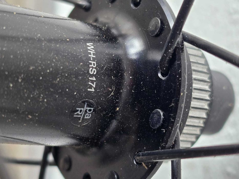 Koła szosowe gravelowe Shimano WH-RS171 DISC 100x12 / 142x12