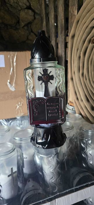 Witam Sprzedam znicze 1sz 15 zł