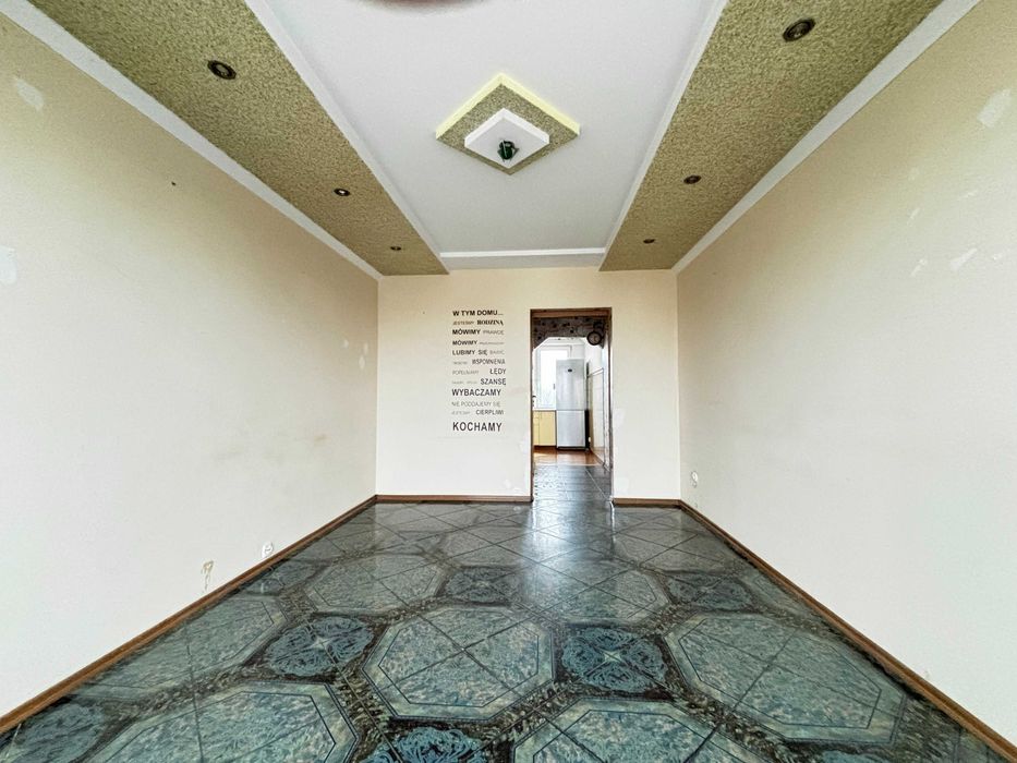 2 pokoje na Zazamczu — idealne do odświeżenia lub lekkiego remontu