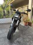 Honda CB300 R.