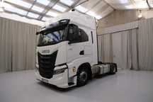 Iveco AS 440 S49 S-Way