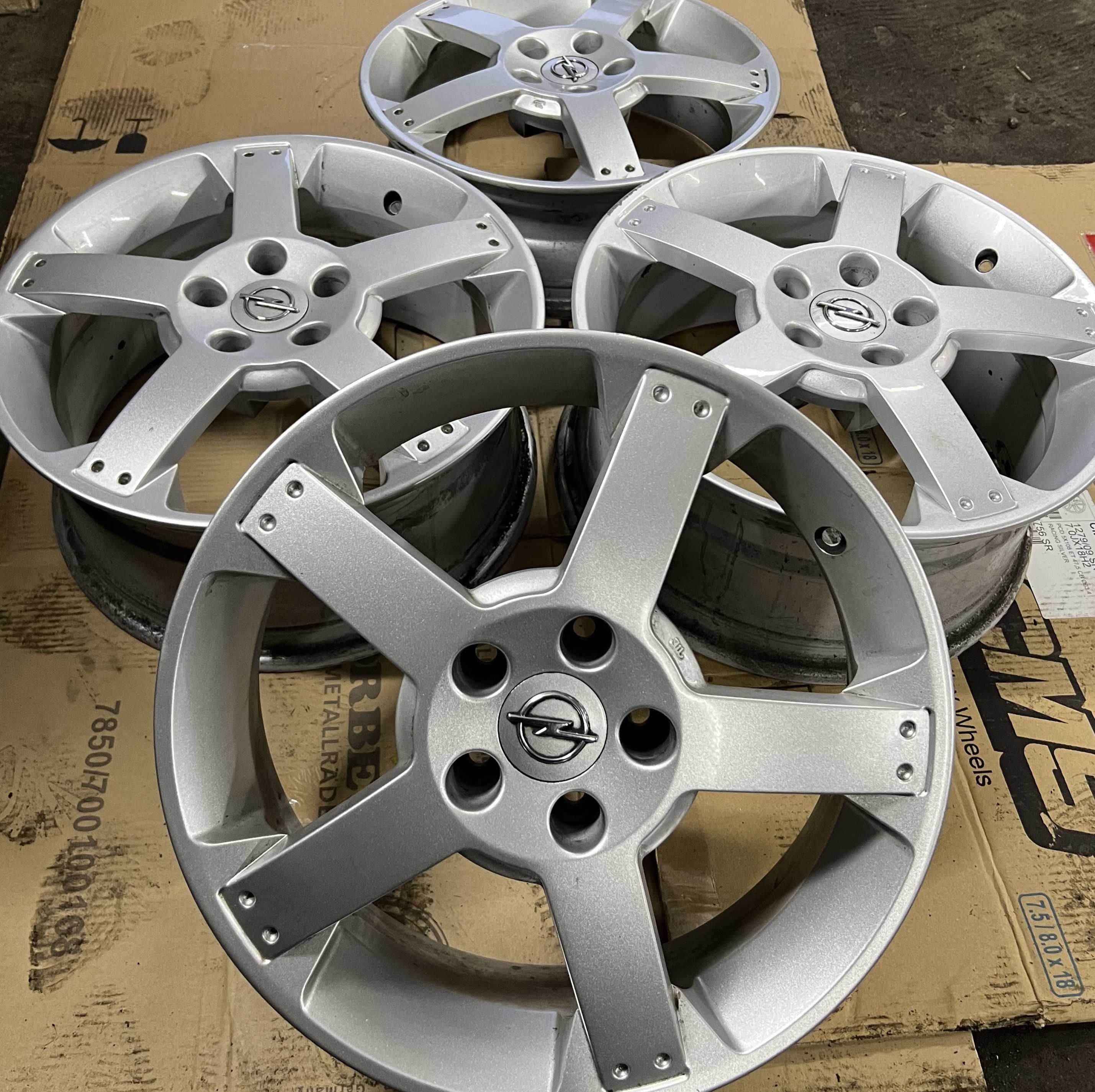 Alu felgi 17" OPEL Oem SpedSter 5,5Jx17 7,5Jx17 ET26 ET36 5x110