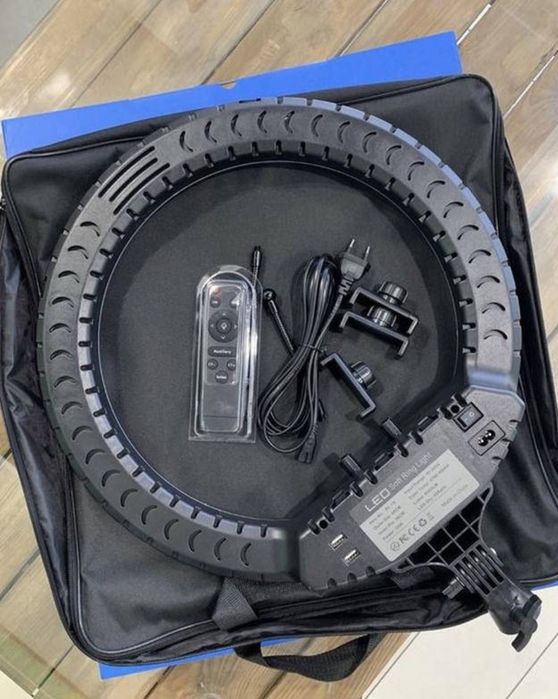 Продам лампу преміум класу