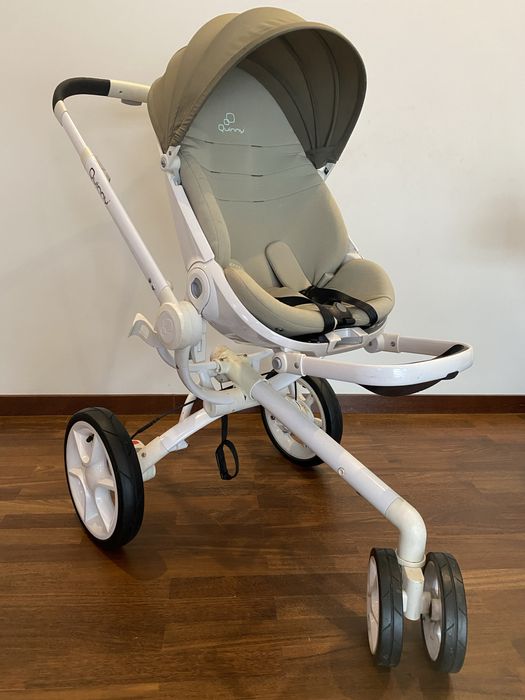 Quiny- carrinho de bebe de 3 rodas