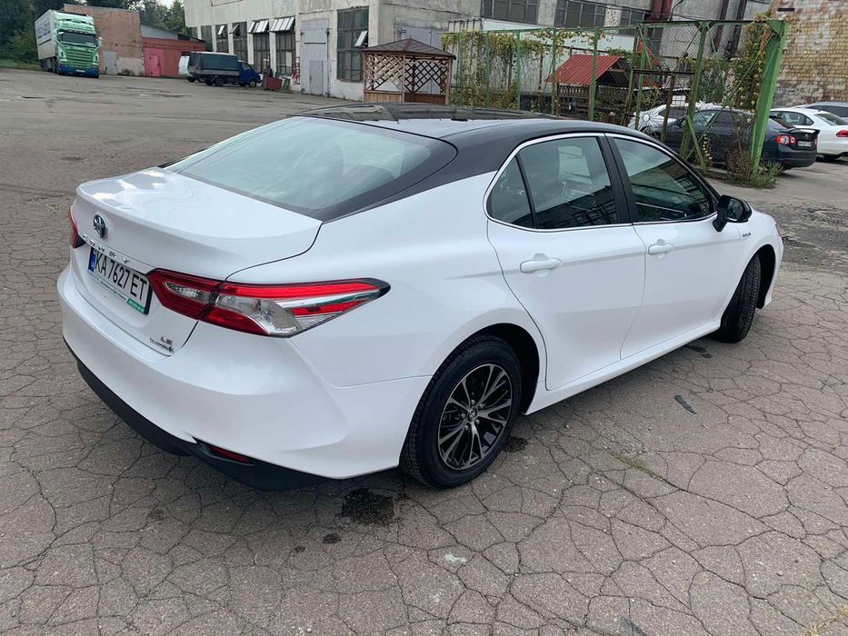 Аренда авто,аренда Toyota Camry hybrid, газ/бензин 2016/2020