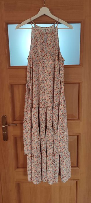 letnia sukienka za kolano Mango S