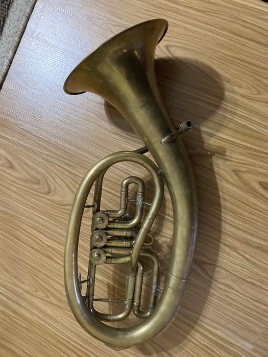 Корнет і Альт київ