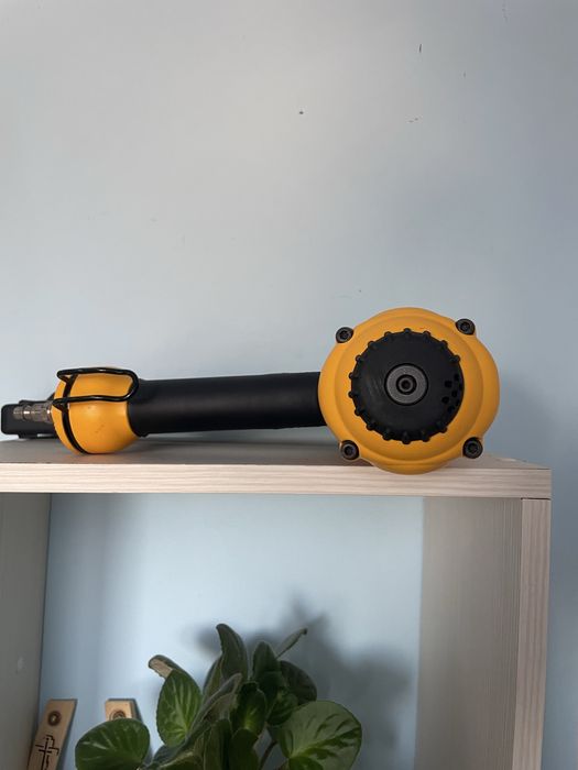 Dewalt фінішний нейлер 16 калібр