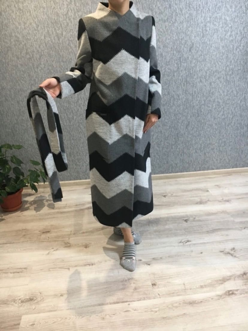 Продам женское осеннее пальто
