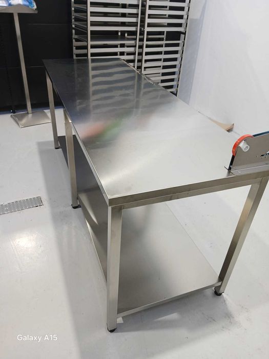 Bancada de apoio de inox