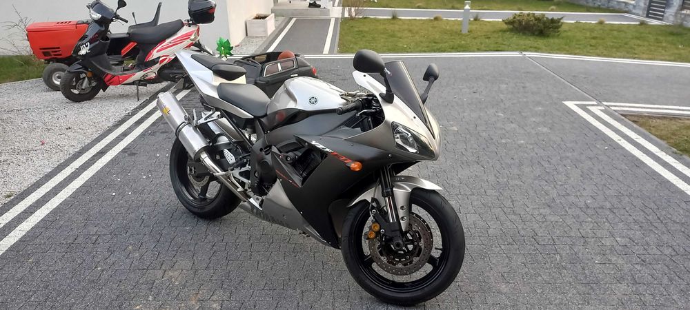 Yamaha r1 n09 super stan