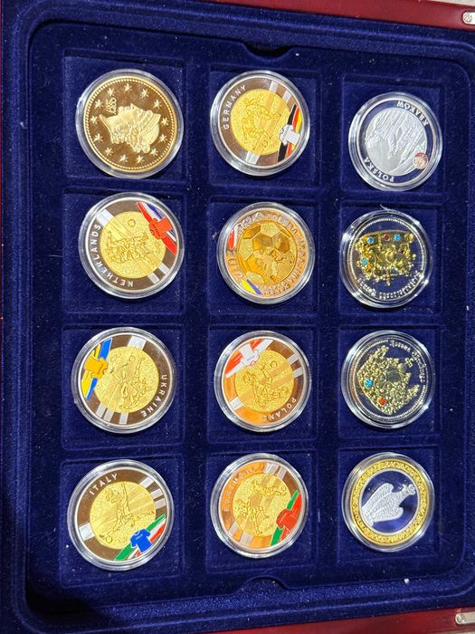 zestaw monet okolicznościowych