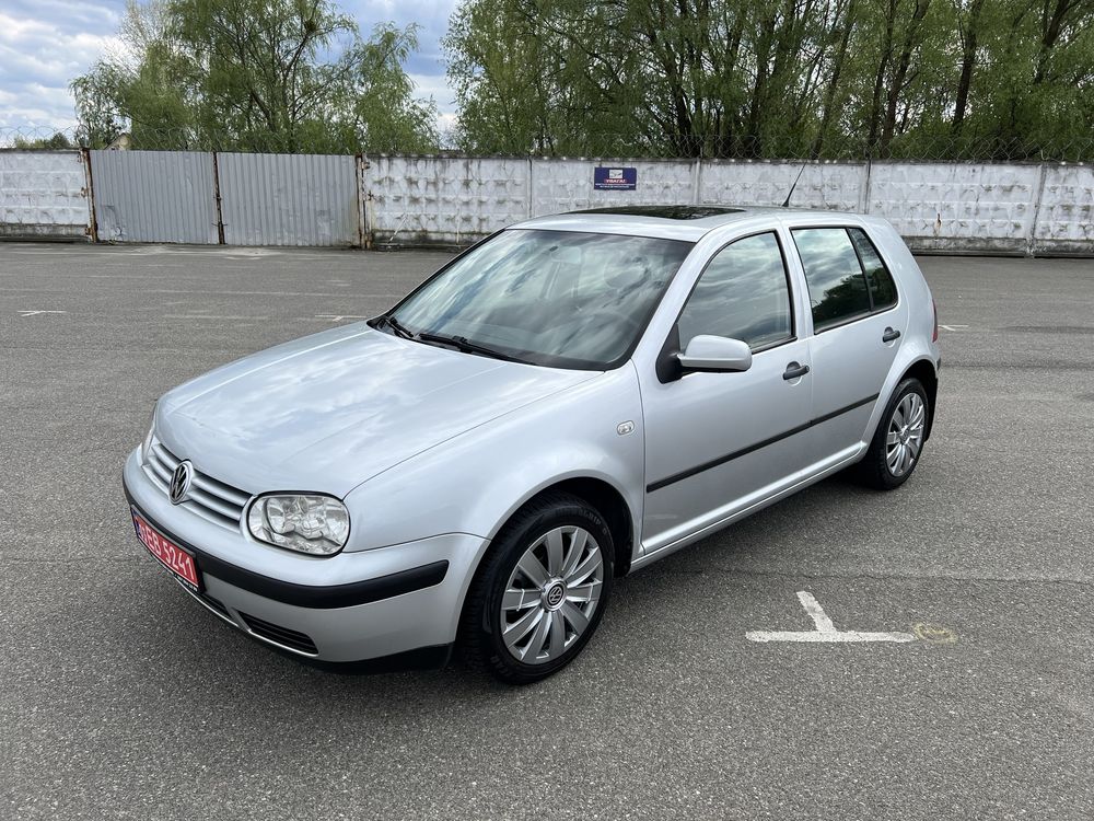 Volkswagen Golf 4