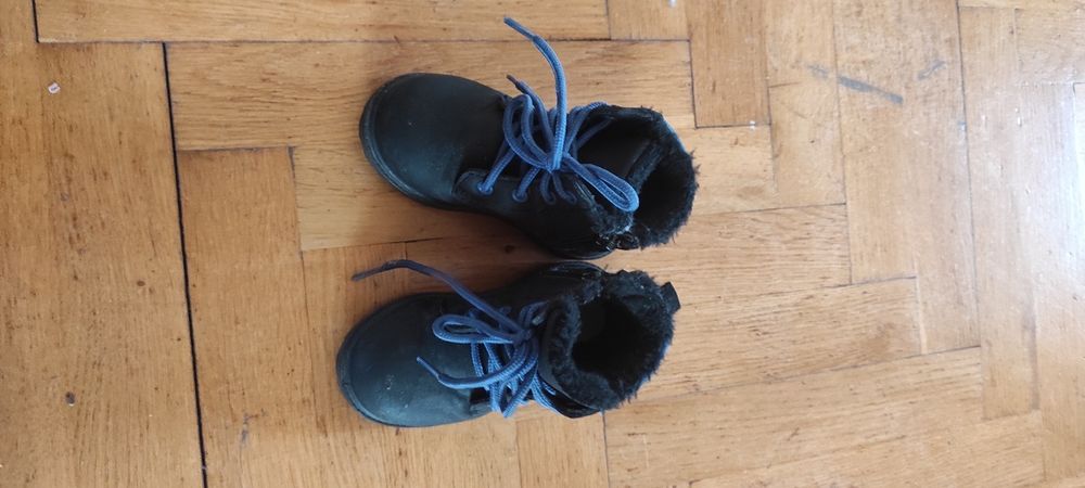 Buty zimowe dla chłopca rozmiar 24