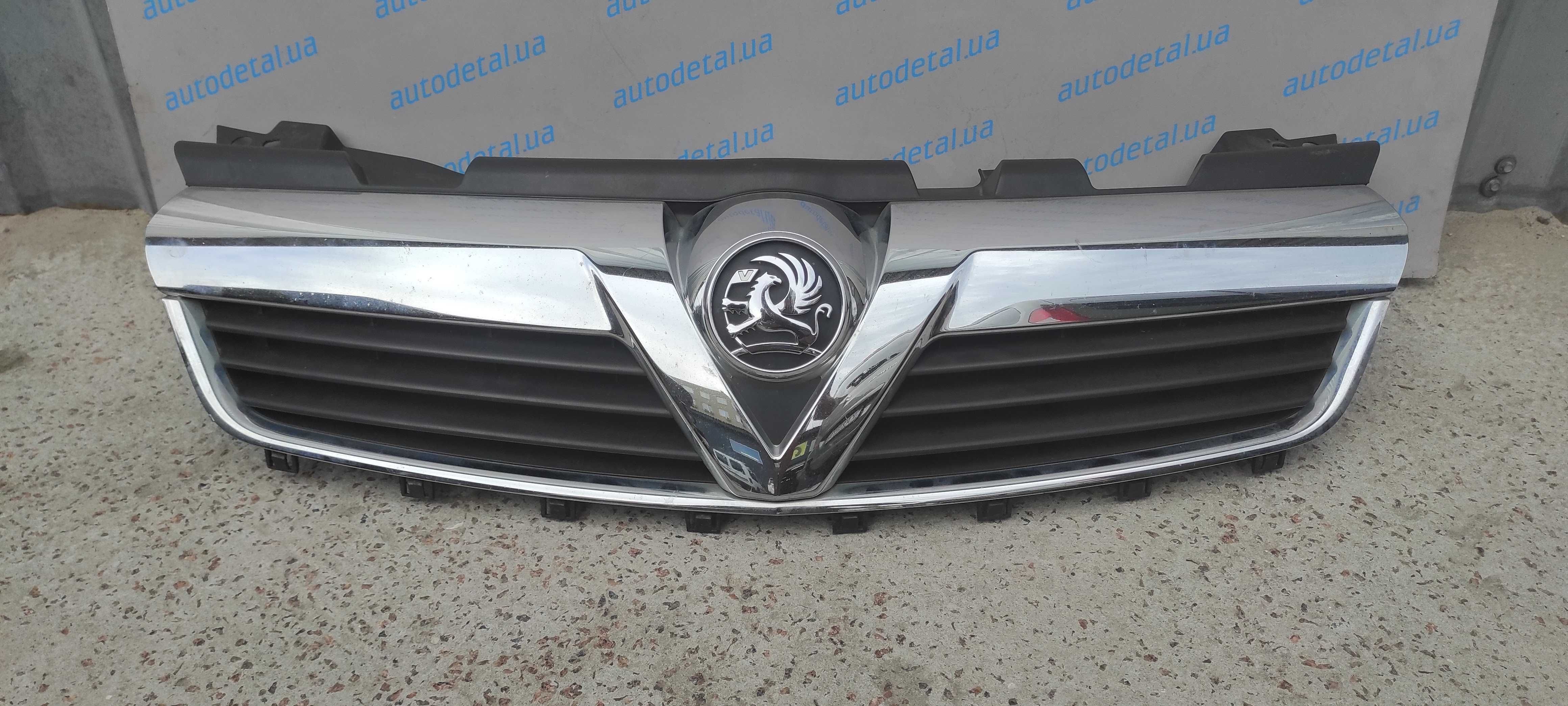 Решетка радиатора Opel Astra H, Zafira B