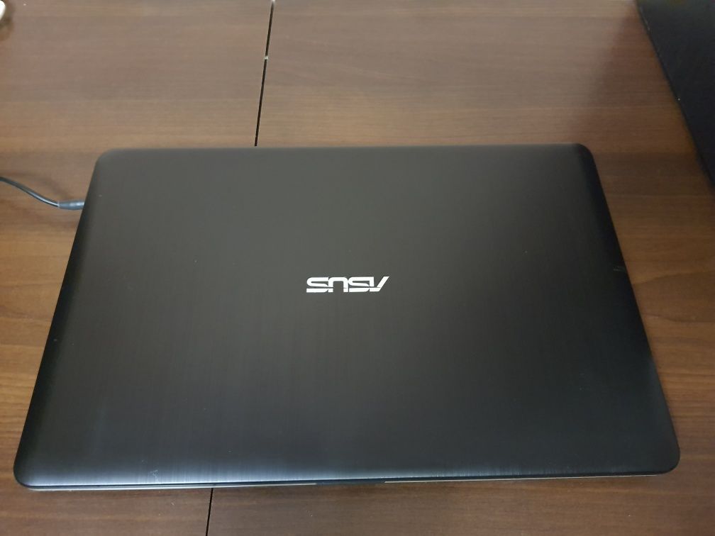 Продам Asus  X540S