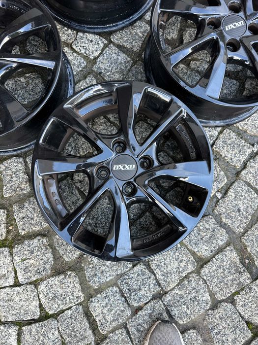 Felgi Aluminiowe 15 Yaris Baleno Rio C1 Mazda 2 4x100 ET40 Aygo