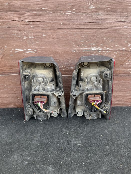 Стопи, стоп, ліхтарі задні Peugeot Partner Citroen Berlingo