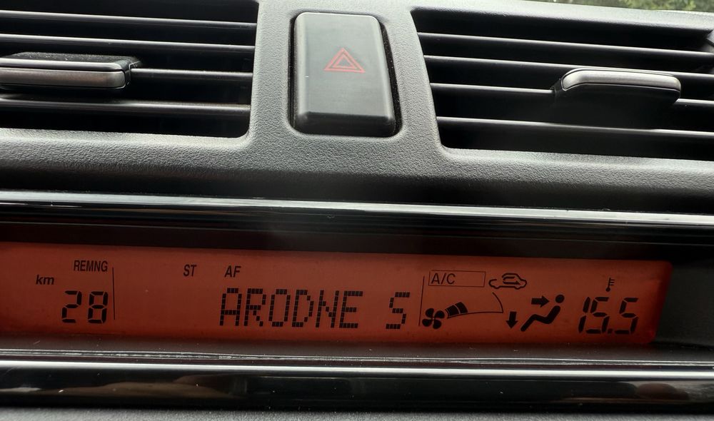 Mazda 3, 1.6 газ/бенз, АВТОМАТ, обслужена, в родной краске