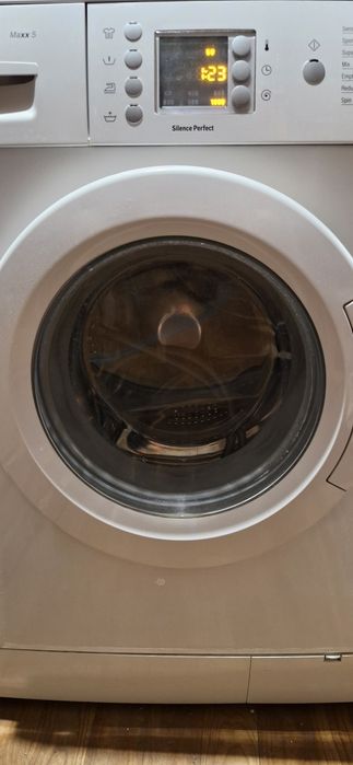 Продам пральну машину Бош