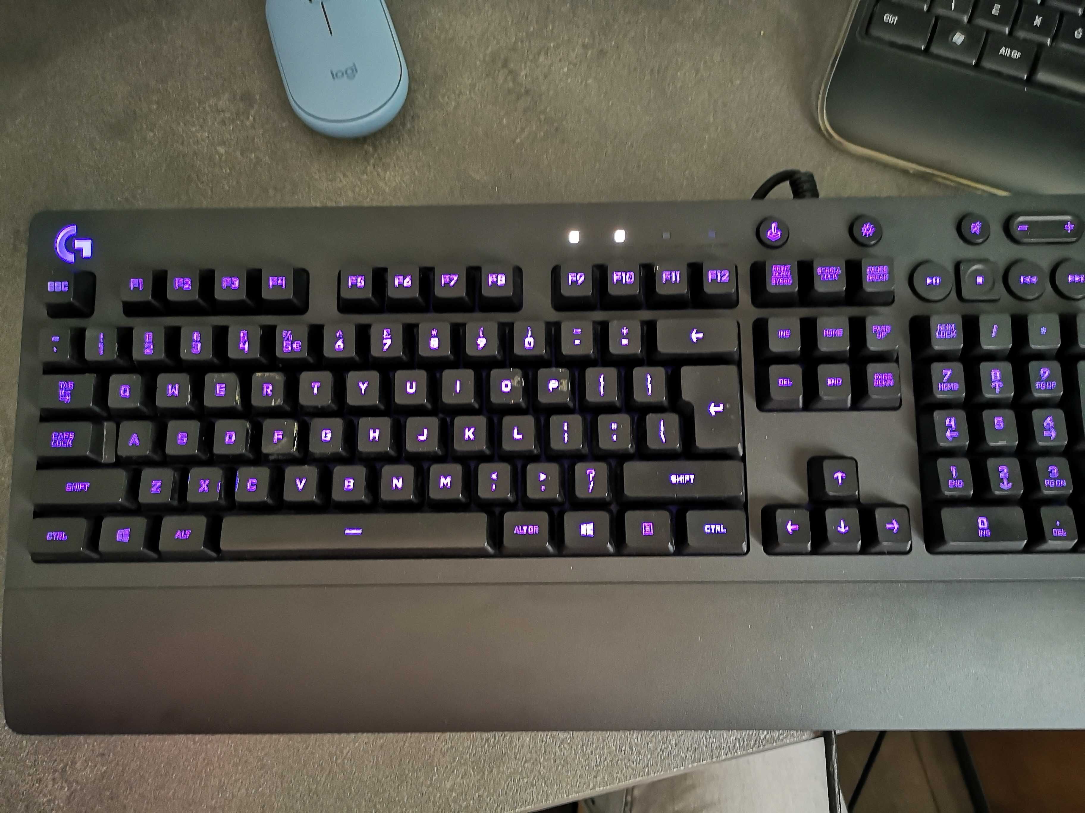 Klawiatura Gamingowa Logitech G213