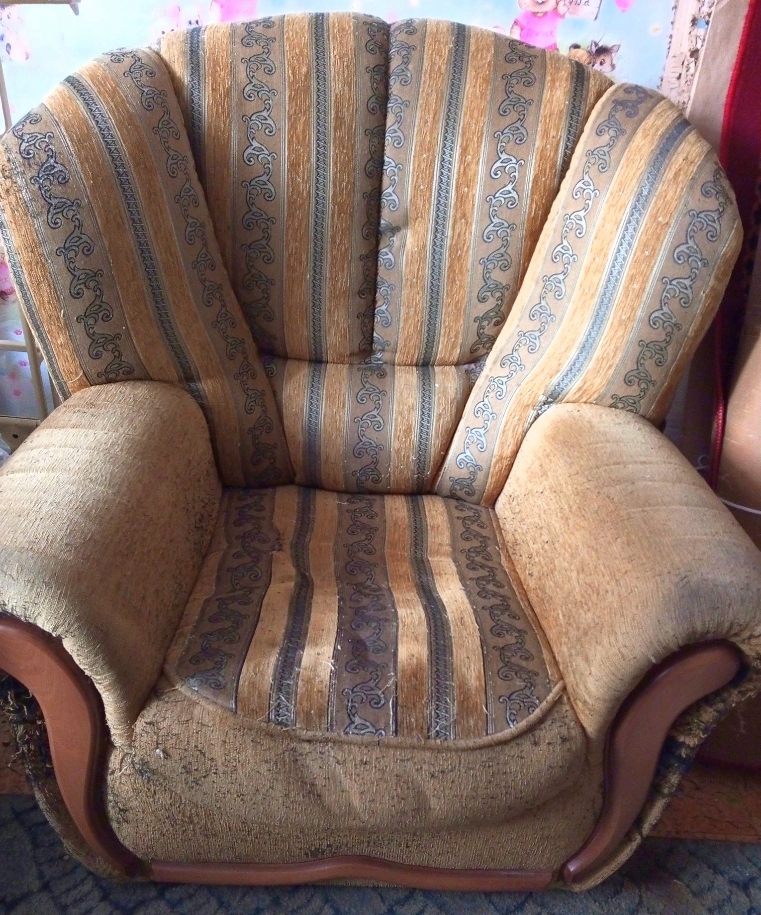 Крісло зручне кресло