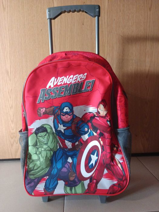 Mochila Troley Avengers com portes incluídos